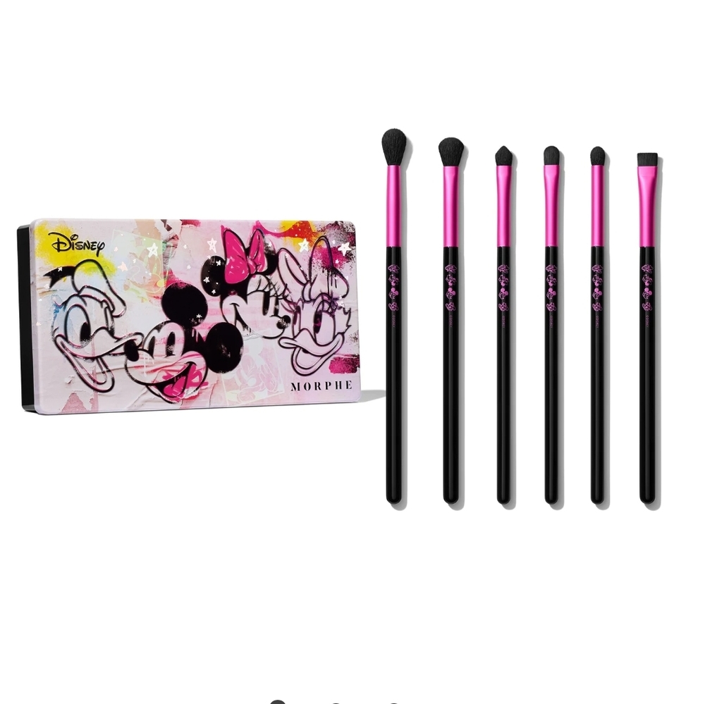 Brand New in box MORPHE Mickey and Friends Truth be Bold 6 Piece Brush set